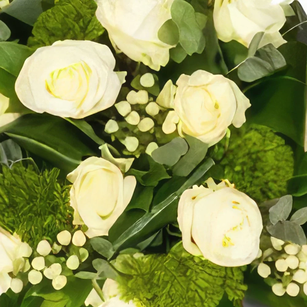 Utrecht-virágok- Fehér biedermeier zölddel Virágkötészeti csokor