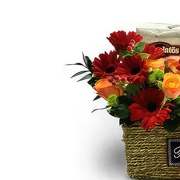 Buangkok flowers  -  Floral Decorated Christmas Hamper Flower Bouquet/Arrangement