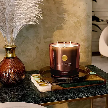 Frankfurt flori- Ritualuri XL Suede Vanilla Lumânare parfumată Buchet/aranjament floral