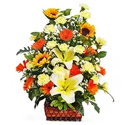 Italy online Florist - Basket of Flowers for Funeral Bouquet