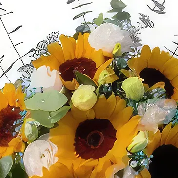 Garhoud flowers  -  Yellow & White Buds Flower Bouquet/Arrangement