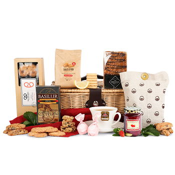 Newcastle upon Tyne flowers  -  Tea Party for Two Gift Set Flower Delivery