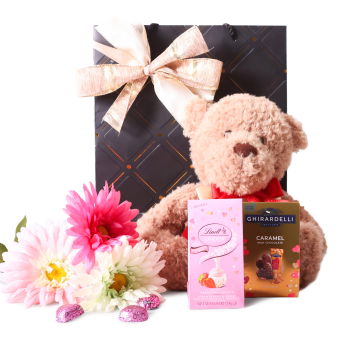 Μπέργκεν λουλούδια- Σετ δώρου γλυκύτητας Teddy And Gerbera