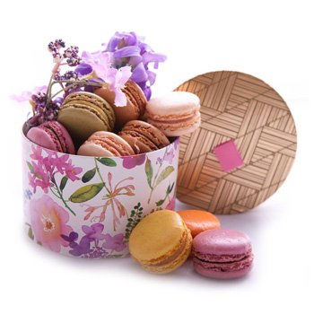 Moldova flowers  -  Sweet Macaroons Flower Delivery