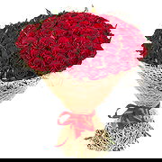Malokaterynivka online Florist - Regal Roses Bouquet
