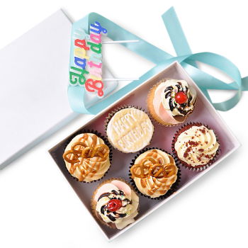 Είδος σκωτσέζικου τερριέ λουλούδια- Ποικιλία γενεθλίων Cupcakes