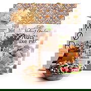 Nesbyen Online cvećare - Снацкс оф Лове Buket