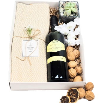 Israel flowers  -  Tablescape Gift Set Baskets Delivery