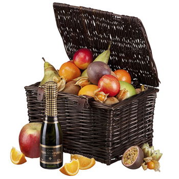 Liverpool flowers  -  Fruit And Bubbly Gift Basket