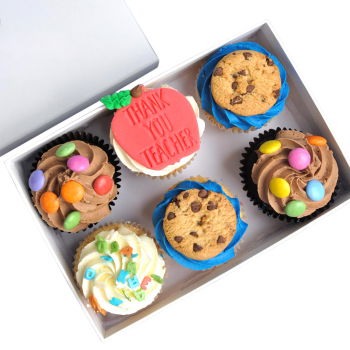 United Kingdom flowers  -  A Lesson in Sweetness Cupcakes Baskets Delivery