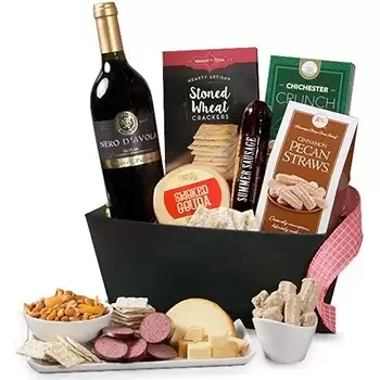 USA, United States flowers  -  Classic Wine Hamper  Delivery