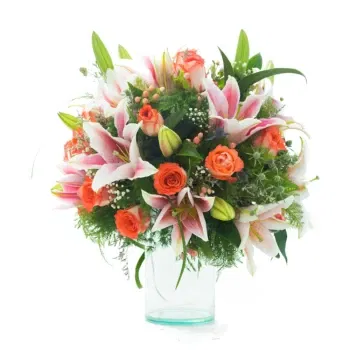 fiorista fiori di Sardinia- Composizione Di Gigli Rosa E Rose Color Salmo