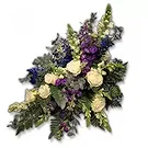 Skanderborg blomster- Lilla fuchsia begravelsesbuket Blomst buket/Arrangement