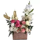 Camp de 面具铺路 花- 轻快的颜色 花的花束安排