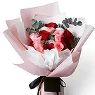 Buangkok flowers  -  Blushing Bouquet of Roses Flower Bouquet/Arrangement