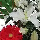 Sa Indioteria blomster- Petal Paradise-kurv Blomsterarrangementer bukett