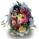 Alle andre byer blomster- Glade roser med blandede farger Blomsterarrangementer bukett