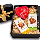 Hoya Andrea kukat- Lindt runsas luksus suklaan lahjapakkaus Kukka kukkakimppu