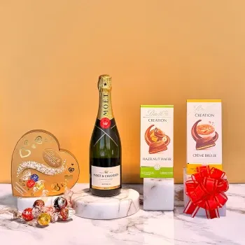 Estonia online Florist - Champagne and Choco Bouquet