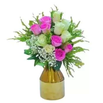 Medina (Al-Madīnah) flowers  -  Mixed Roses Bouquet Flower Delivery
