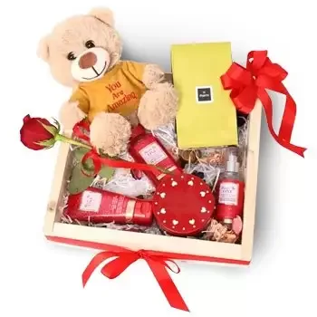 United Arab Emirates flowers  -  Dreamy Gift Basket  Delivery