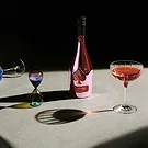 Riga-virágok- Armand de Brignac Rosé pezsgős díszdoboz Virágkötészeti csokor