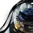 Jumeirah flowers  -  Black Preserved Rose Flower Bouquet/Arrangement