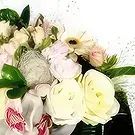fleuriste fleurs de Case-Pilote- Composition de fleurs blanche Charme Bouquet/Arrangement floral