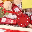 Dubai flowers  -  Dreamy Gift Basket Flower Bouquet/Arrangement