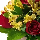 Chile flowers  -  Small Arrangement of Red Roses and Astromelia Flower Bouquet/Arrangement