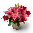 Santa Maria flowers  -  Arrangement of Lilies and Red Roses Flower Bouquet/Arrangement