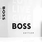 Blatec bloemen bloemist- Hugo Boss cadeauset (M) Boeket/bloemstuk