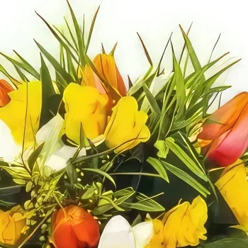 Нант цветя- Букет от портокалови цветове Букет/договореност цвете
