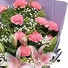 Ad Dilam blomster- Rosa liljer og nelliker Blomsterarrangementer bukett