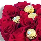 Valença flowers  -  Delicate Heart Flower Bouquet/Arrangement