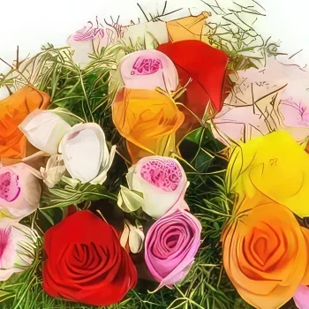 Бордо цветя- Кръгъл букет от многоцветни рози Букет/договореност цвете