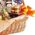 Gacko flowers  -  Deluxe Body Care Gift Basket Flower Bouquet/Arrangement